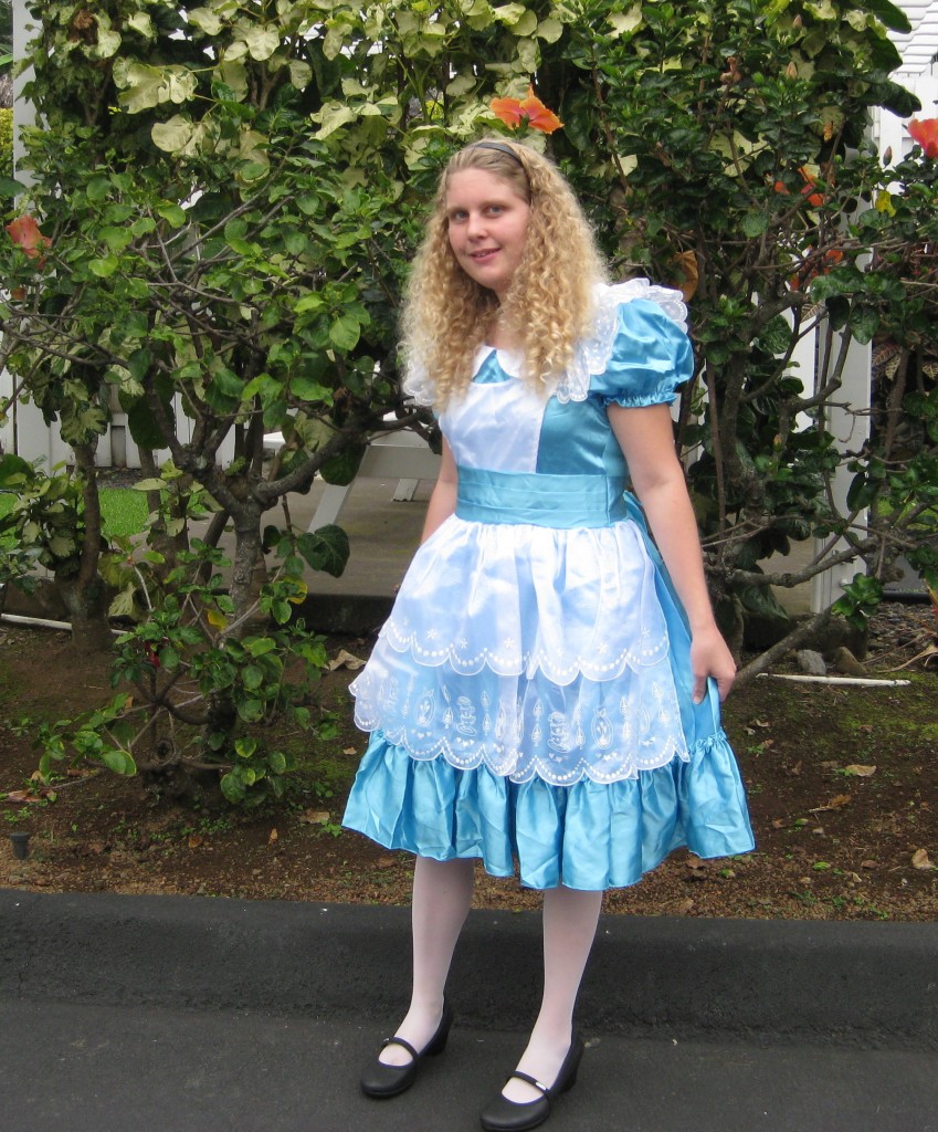Otaku House Cosplay Idol » Deirdre Mathews: Alice : Alice in Wonderland