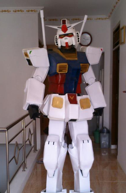 Otaku House Cosplay Idol » Arif: RX-78 Gundam from Mobile Suit Gundam